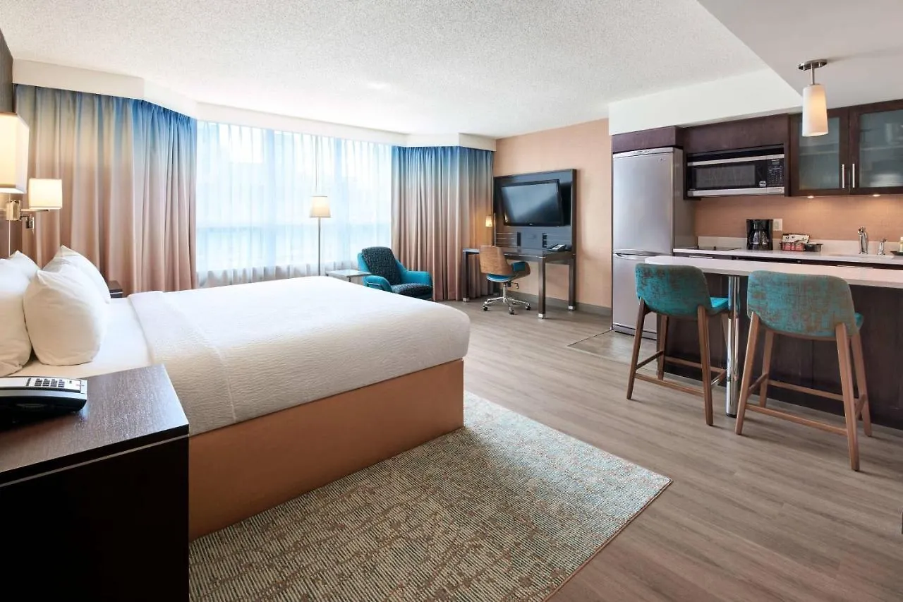 Residence Inn By Marriott Vancouver Downtown 3*,