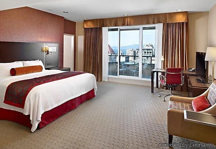 Residence Inn By Marriott Vancouver Downtown 3*,