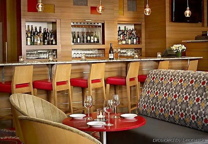 Residence Inn By Marriott Vancouver Downtown 3*,  Canada